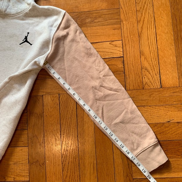 Jordan Logo Hoodie - Picture 5 of 10
